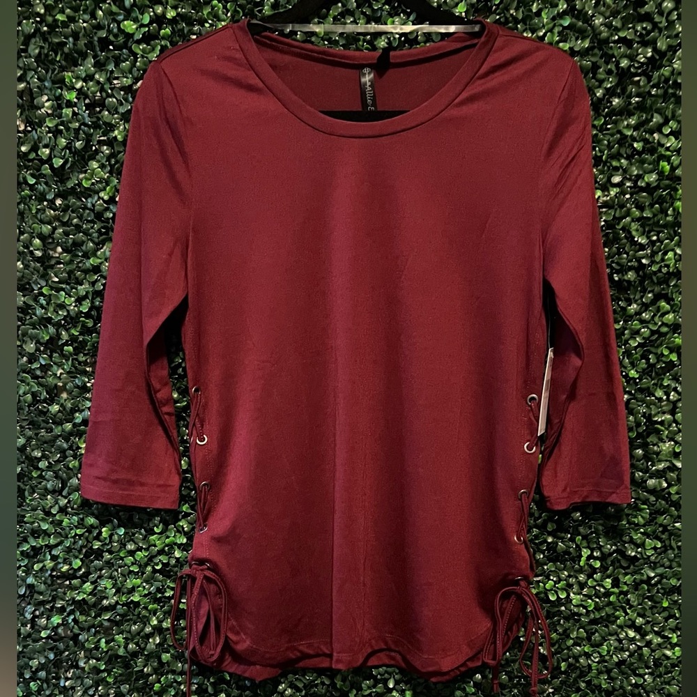🔥5/$30🔥ALLIE & ROB SIDE LACE UP TOP - Picture 3 of 9